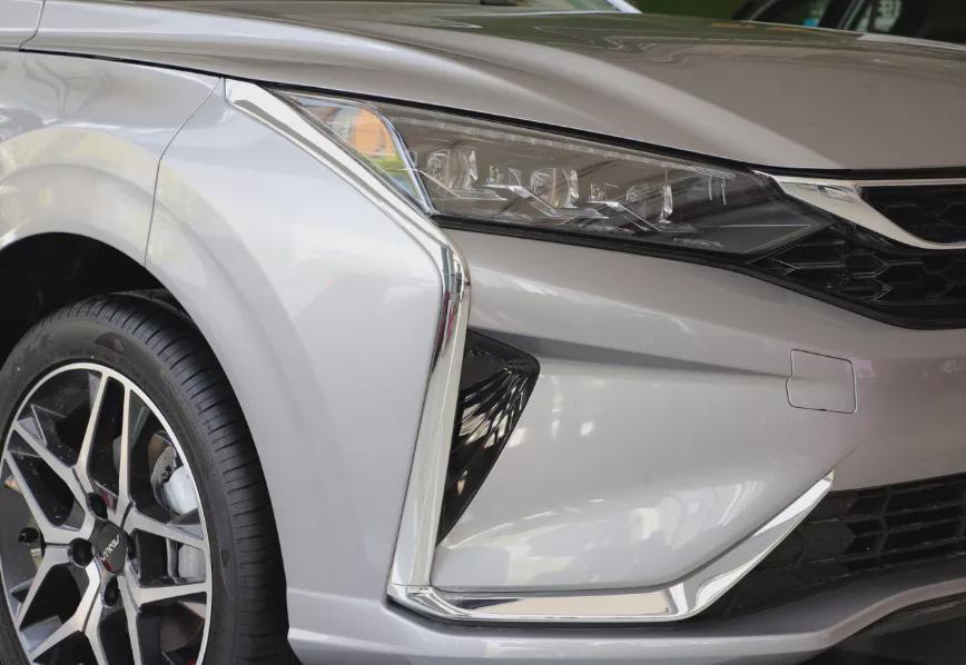 家用務實派之争 東風奕炫pk榮威i5誰成本效益更高 天天看點