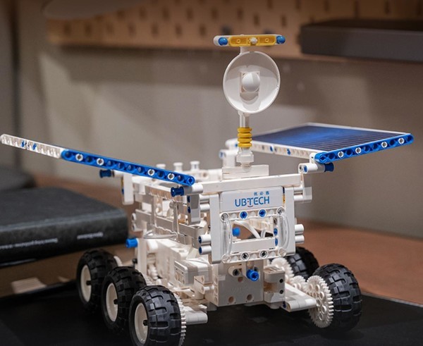 优必选月球车运动版智能积木编程机器人华为商城众测
