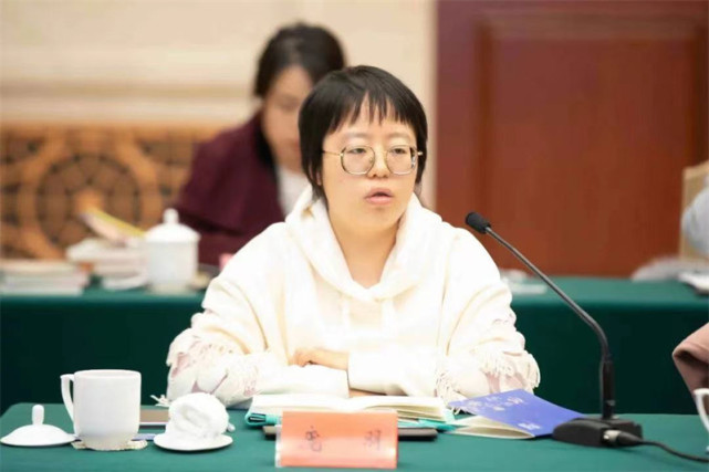 代代有文学佳人——江苏研讨汤成难、大头马、庞羽三位青年女作家_腾讯新闻