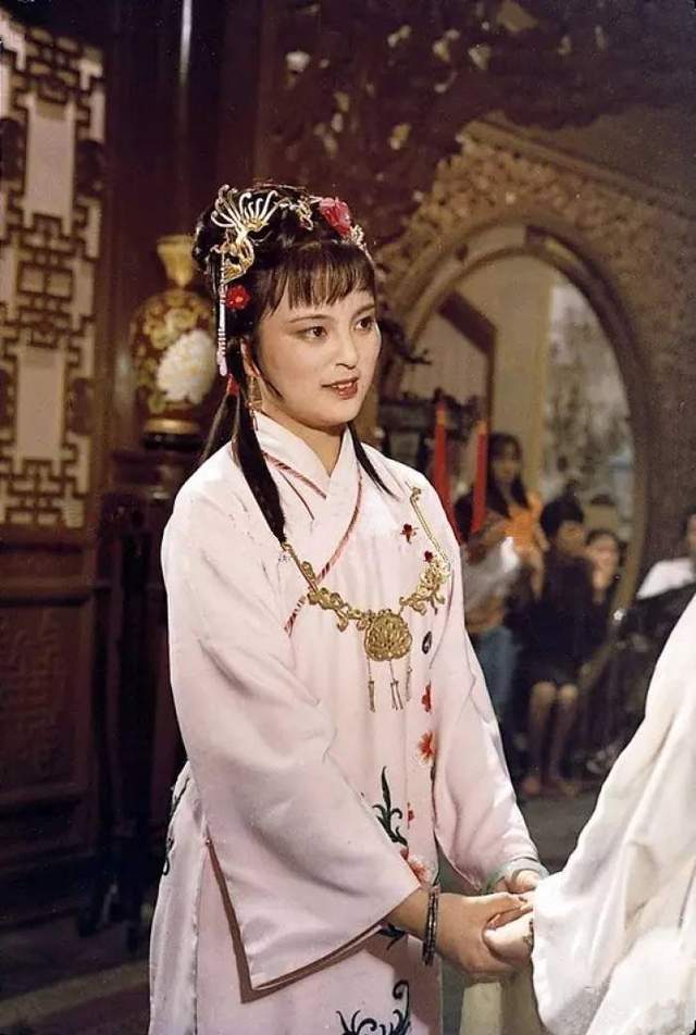 李纨一语道破其中缘由_腾讯新闻