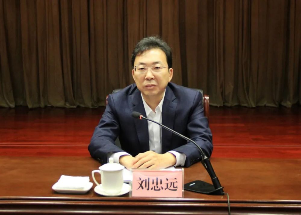 陈伟颂任广饶县委书记