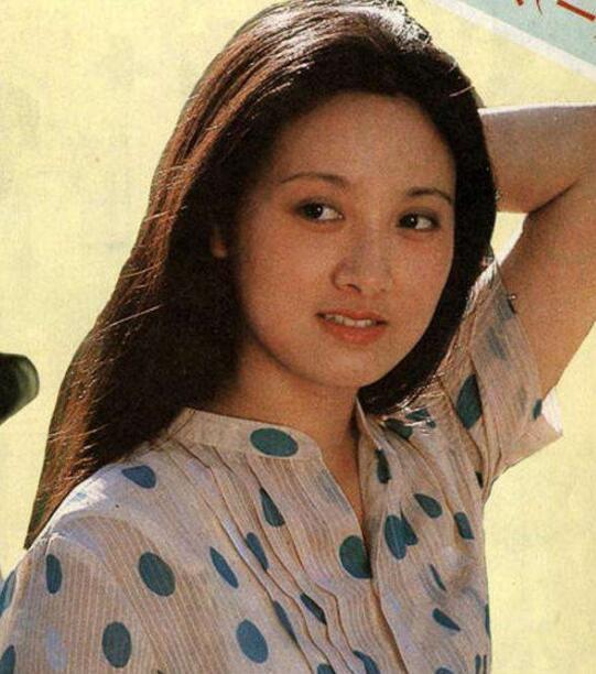 张国立前妻罗秀春当年邓婕插足我的婚姻我让她一生当不了母亲