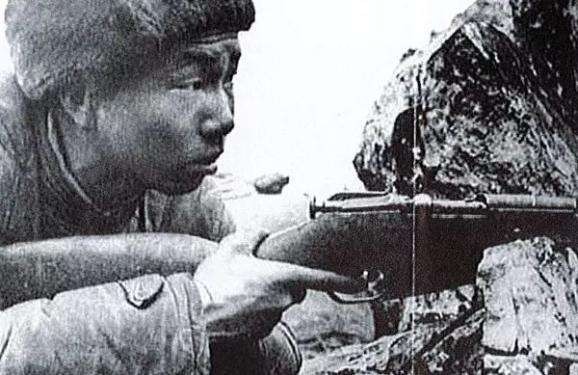 张桃芳有多成功?用老枪狙杀214个敌人,少数被美军认可的狙神