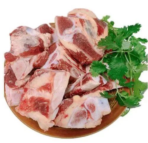 凤尾翅取自安格斯牛胸骨往下沿着牛腩的剑状软骨形状似凤尾取名凤尾翅