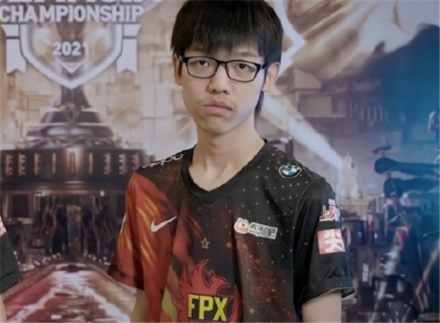 fpx小老虎为新韩援开脱不小心透露林炜翔难处目前只有他能指挥