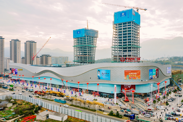 龙泉万达广场盛大开业龙泉又增一个商业新地标