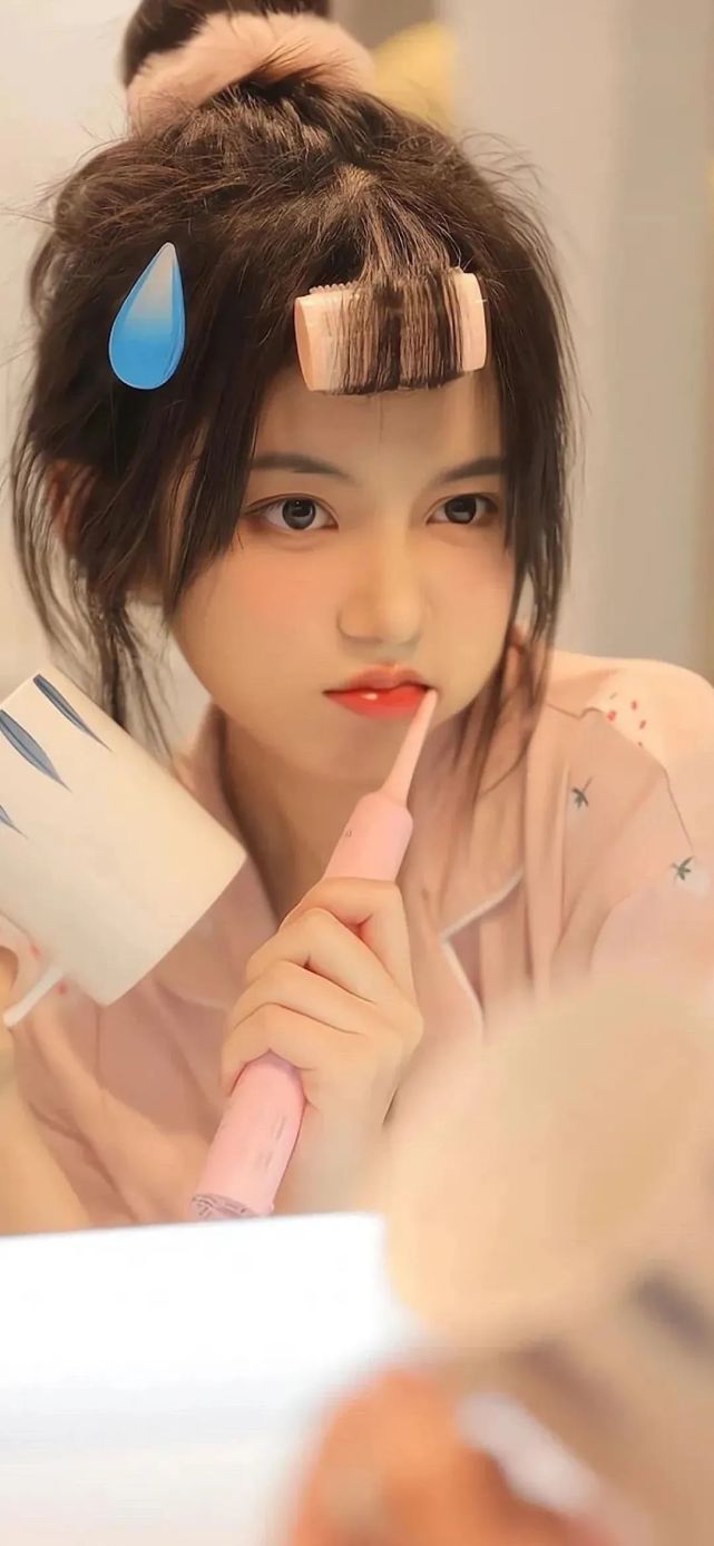 壁纸超高清2021最火壁纸,头像,背景图,手机壁纸,表情包,主屏 锁屏都在