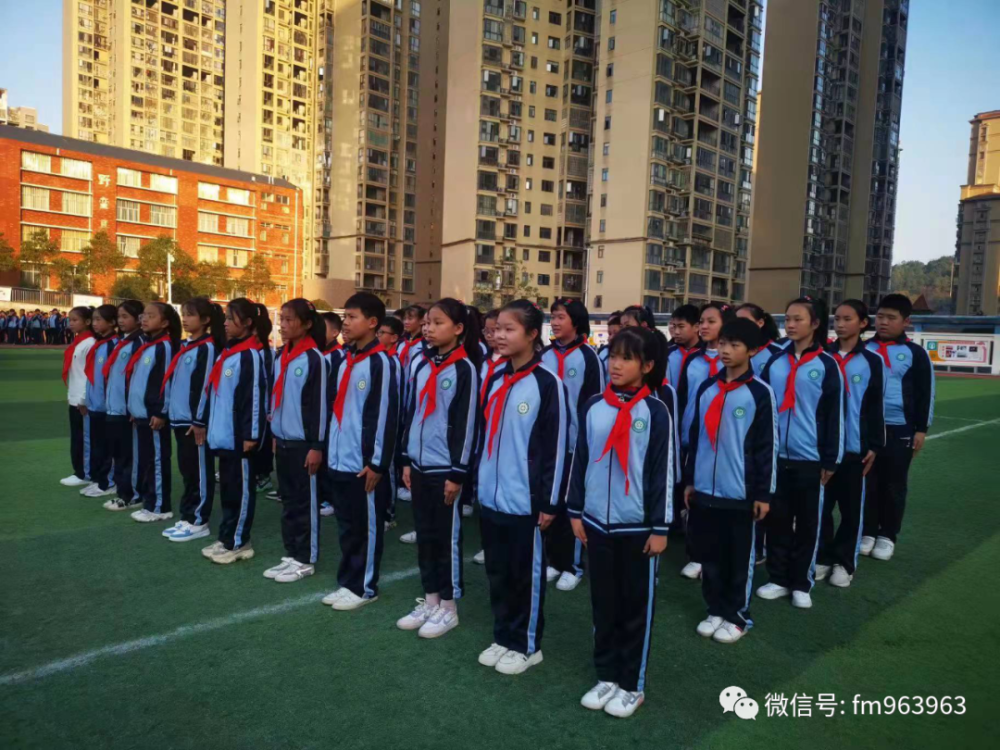 两操伴成长双减正践行娄底吉星小学举行广播体操和室外操比赛