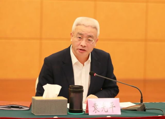 袁光平严把代表人选政治关廉洁关身份关为党的二十大和省第八次党代会