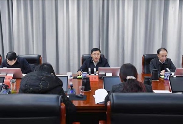 市委副书记冯芳喜,市领导路培果,田开胜,王泽华,王永青,李晖及市直有