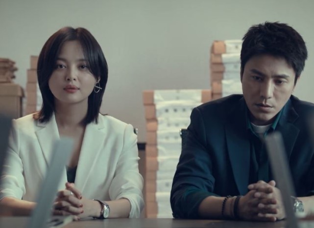 近日一部由张黎担任导演陈坤辛芷蕾等实力派演员主演的电视剧输赢开播