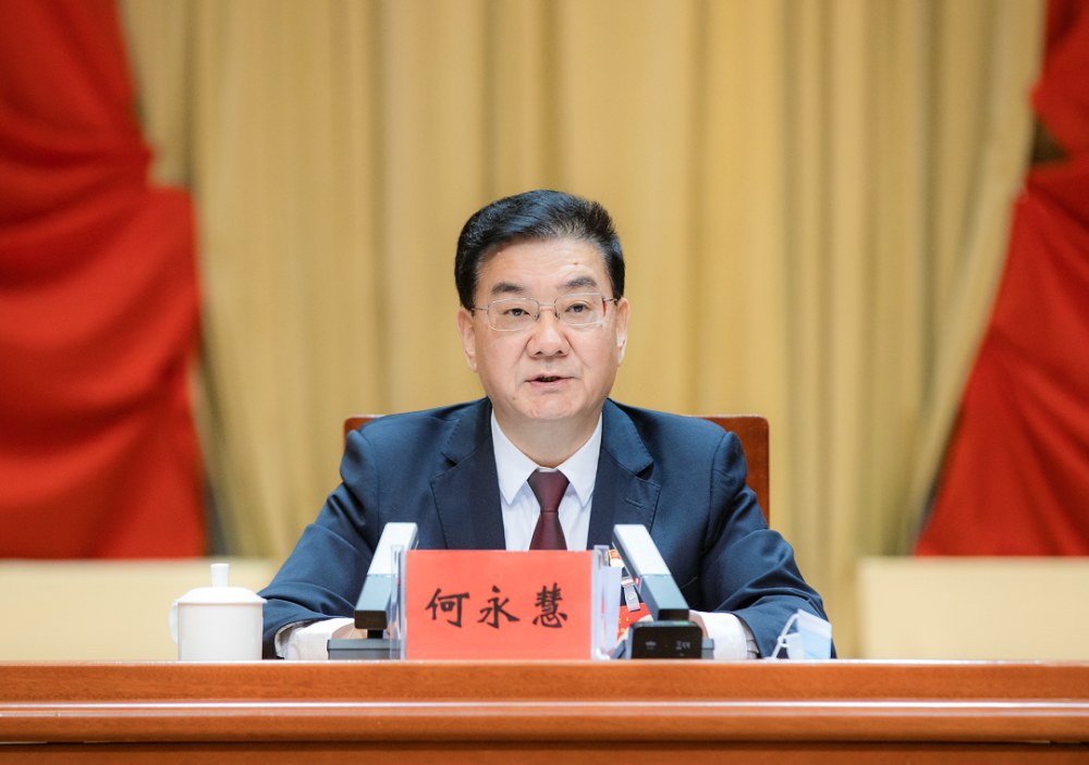 自治州党委经济工作会议召开