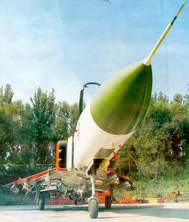 错失良机歼8iim超视距强于f16a耗时19年却没有卖出一架