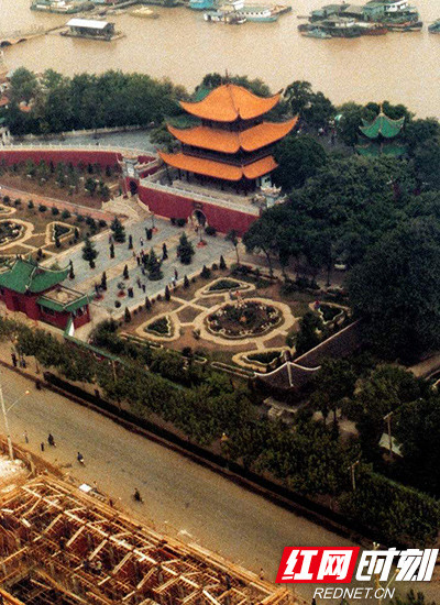 老照片新湖南丨岳阳一座城的变迁70年的时光记忆