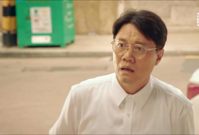 郭京飞,谭卓,宁理,还有这个搞笑的老戏骨焦刚饰演的火师傅,他出场情景