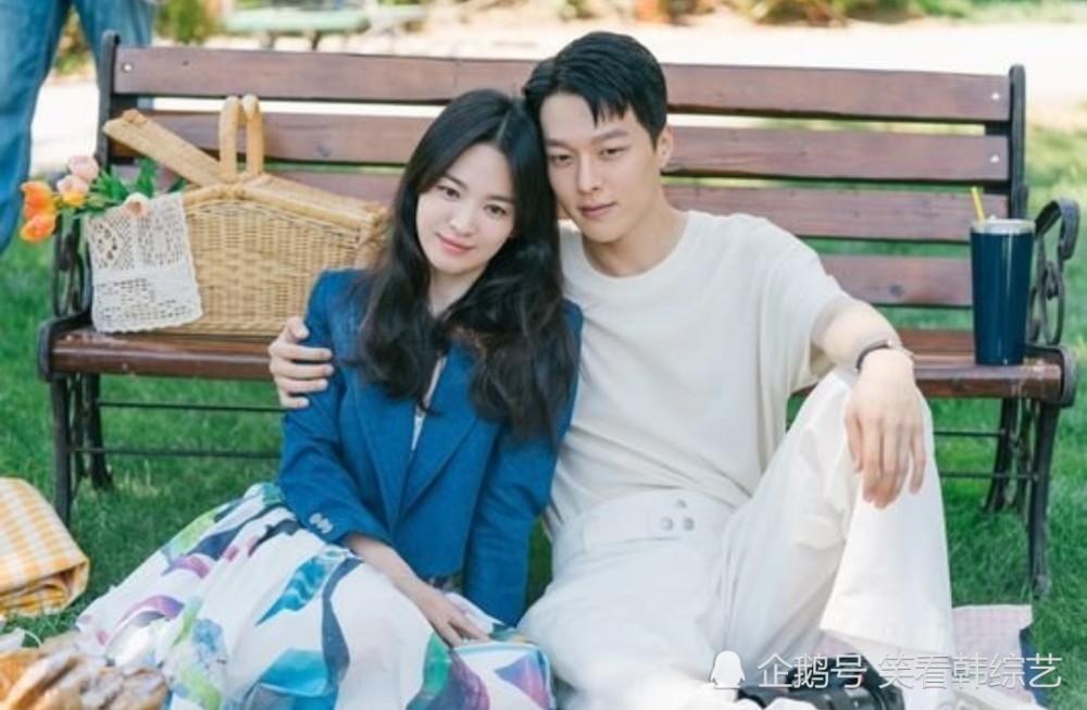 《正在分手中》宋慧乔张基龙幸福的瞬间被公开,两人深情的拥抱_腾讯