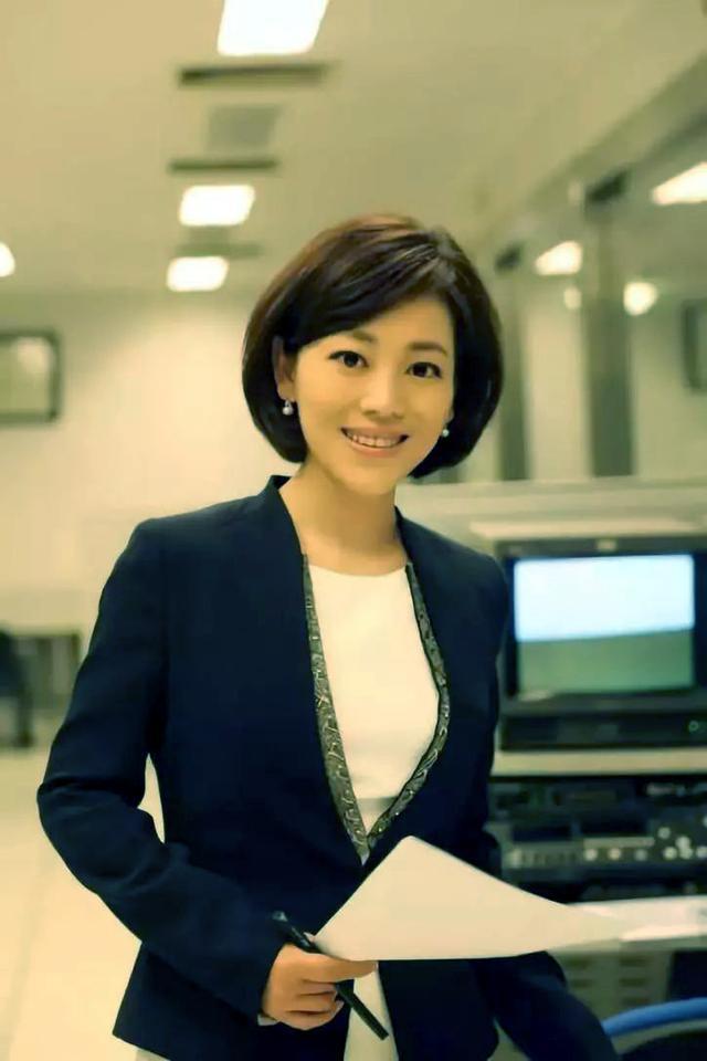 著名女主播劳春燕:一路奋斗到央视,与丈夫分居的苦乐年华_腾讯新闻