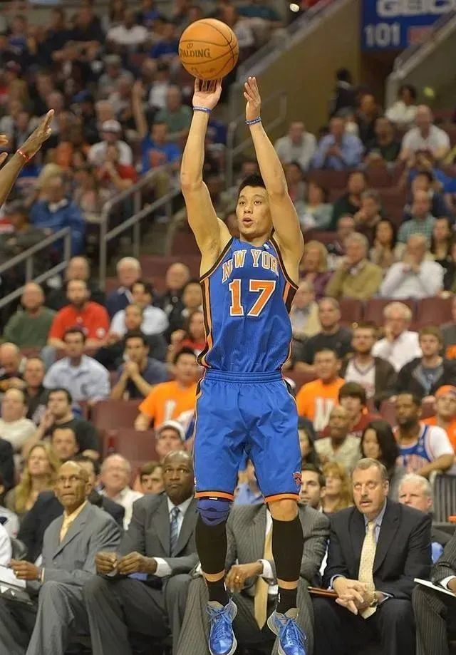 ol2丨s13球员报告林书豪11版席卷纽约的黄皮小子