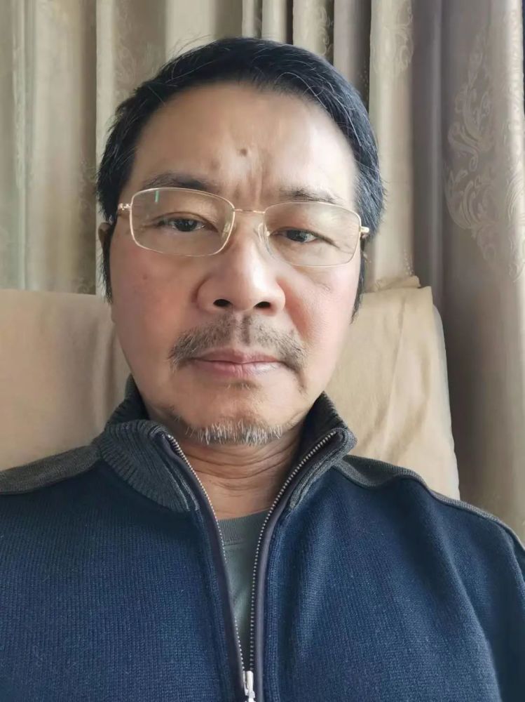 程建国迎春送福