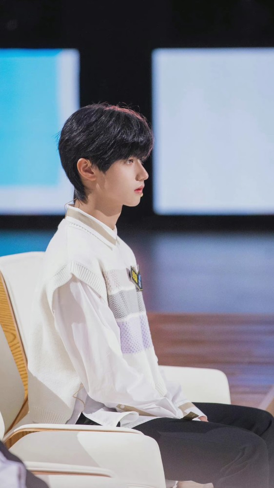 山城少年朱志鑫壁纸