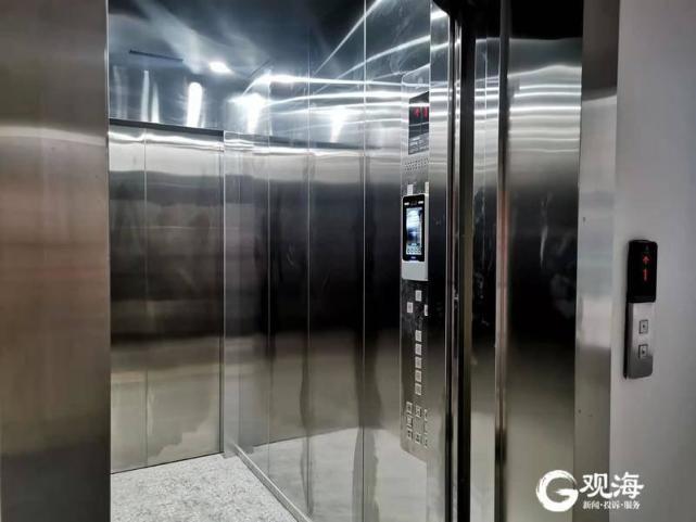 人脸识别五方通话青岛这个社区加装智慧电梯