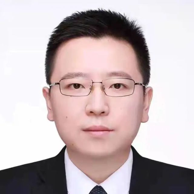 甘煜云南国际信托有限公司董事长张军红建信基金管理有限责任公司总裁