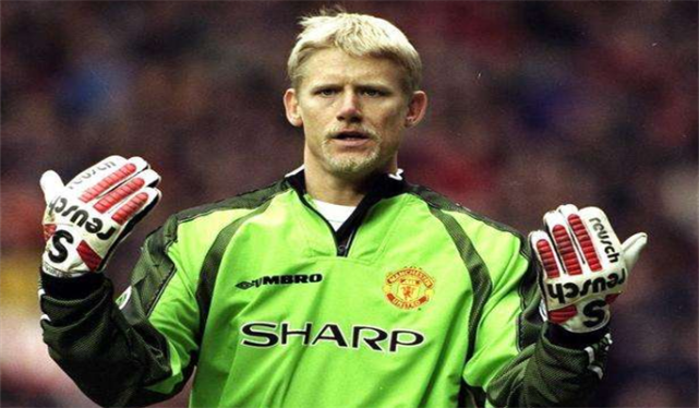 如何评价足球门将舒梅切尔