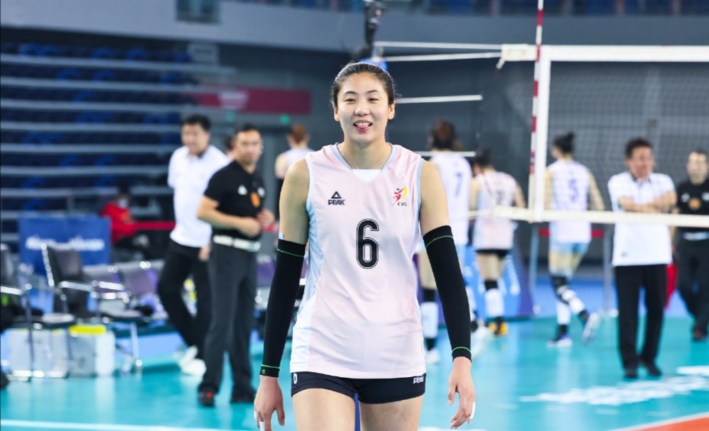 高意上海女排高意13扣11中效率惊人,王音迪替补惊艳!王逸凡独木难支!