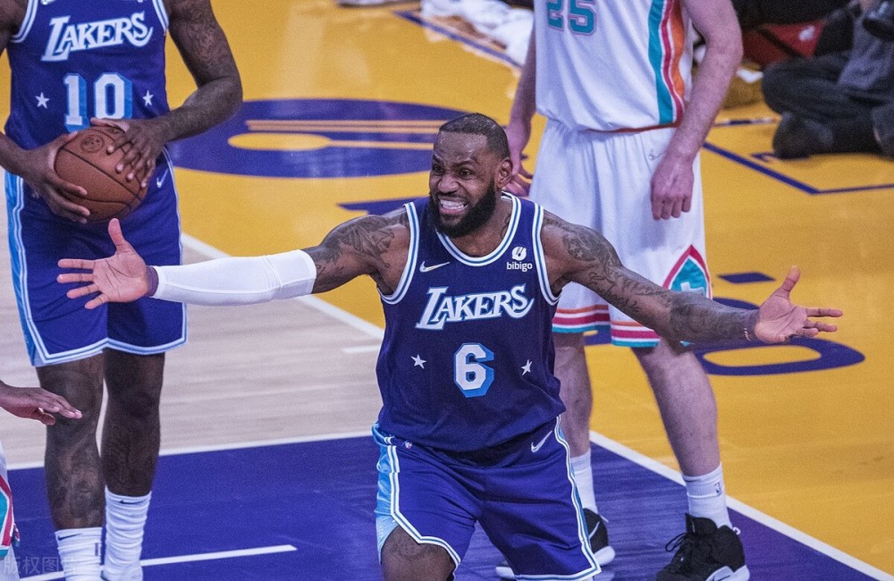 湖人输了我詹没输湖人5连败期间詹姆斯场均3169852