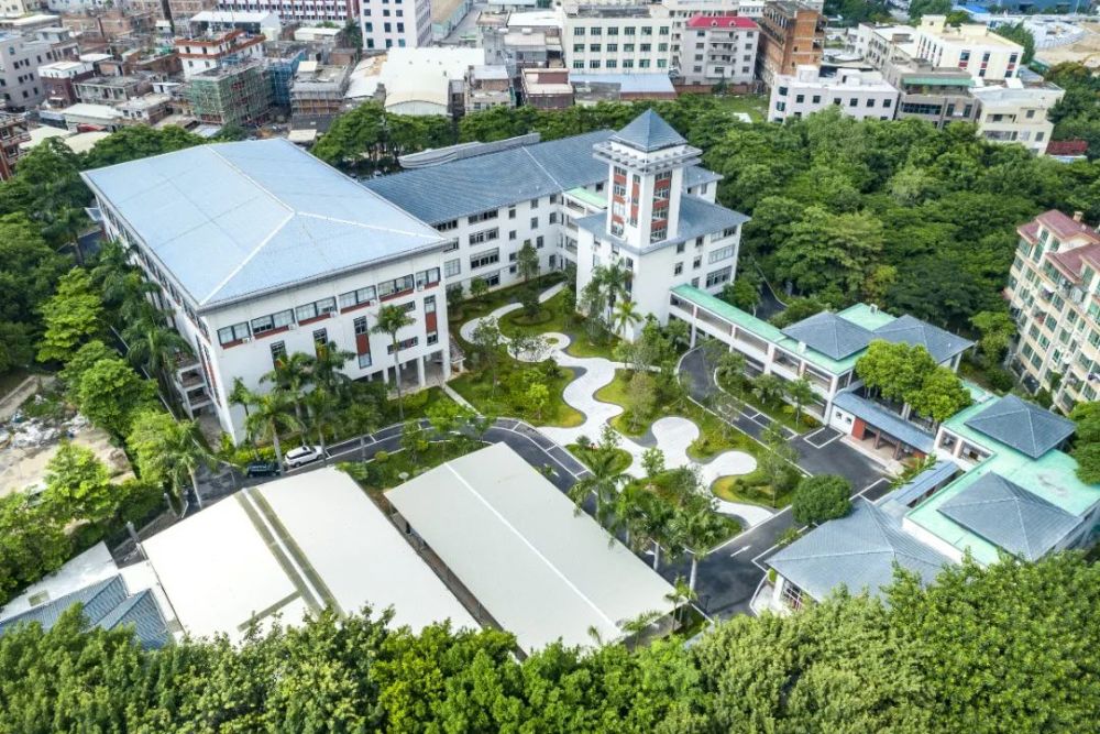 福建省晋江市老年大学是一所县域老年大学"国字号","省字号"荣誉