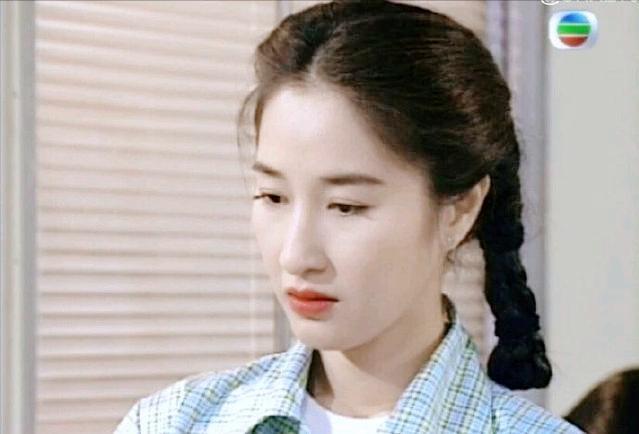 tvb女演员排行榜_又一TVB人气女星遭雪藏!因不听话引高层不满,位置遭新人取代