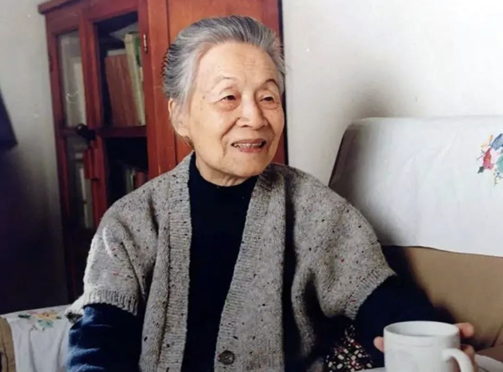 杨绛：你读过的书，遇过的人，扛过的事，构成了你的人生格局