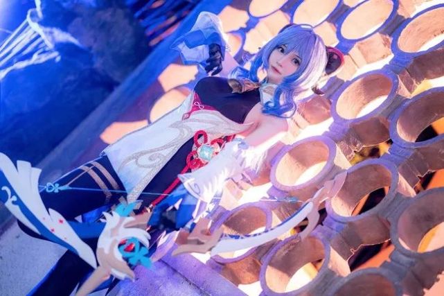 cos甘雨 出镜:兔耳骑酱