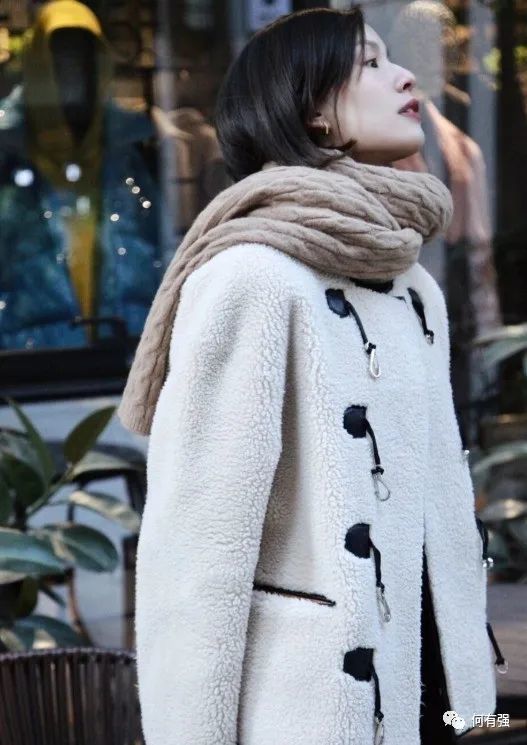 深圳市调任广西外套保暖更显才是美40岁舒适羊羔毛