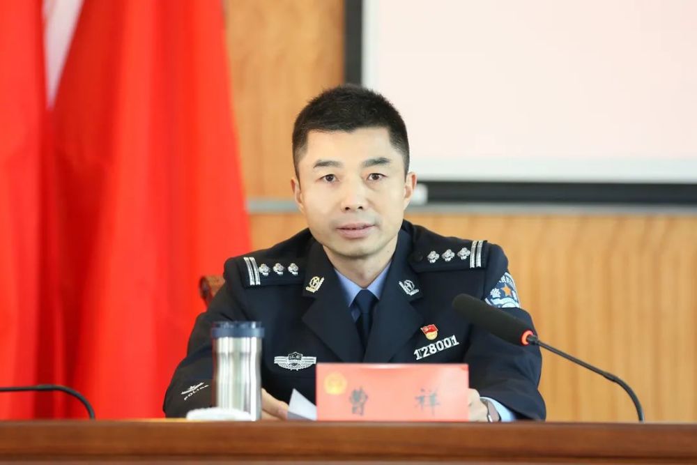 公安海陵分局主要负责人——曹祥公安姜堰分局主要负责人——刘沛公安