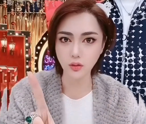 辛巴徒弟时大漂亮生气怒斥黑粉,时大漂亮直言我不是严师出高徒