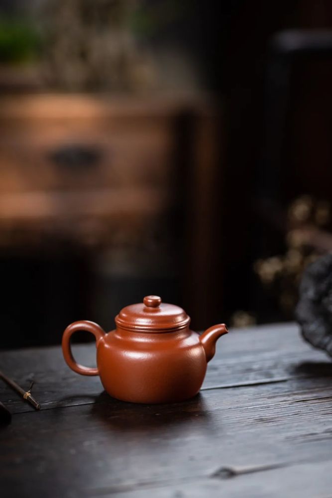 西云堂朱泥大蕴德钟220cc