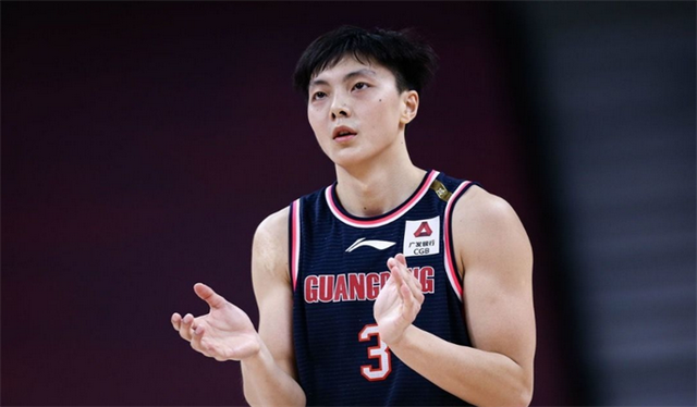 如何评价广东队球员胡明轩