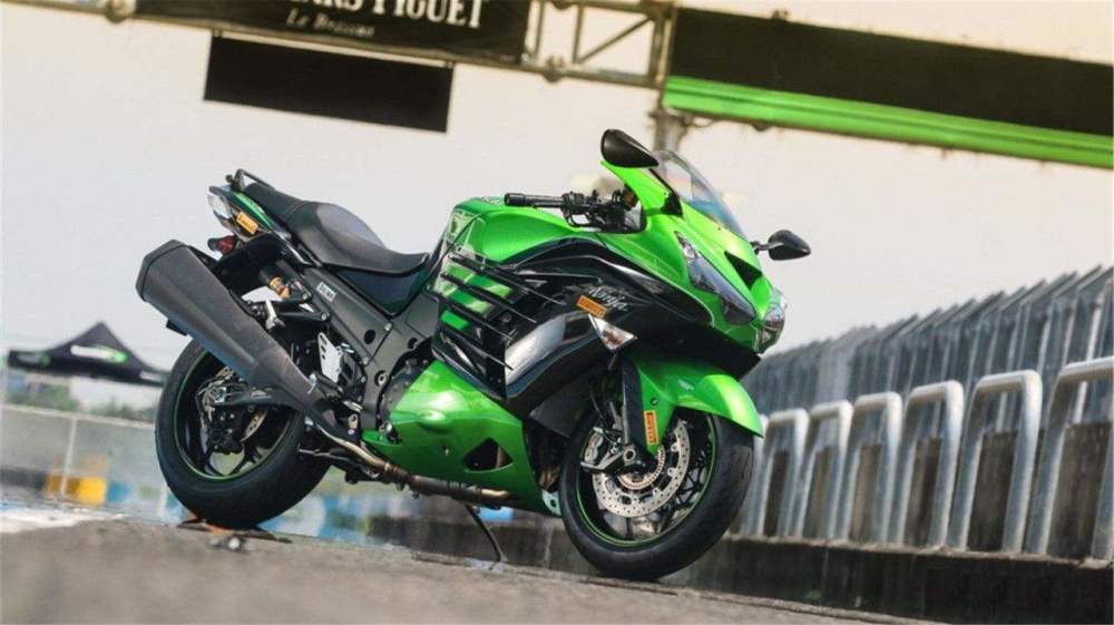 量产摩托车极速盘点时速可破299kmh的车型