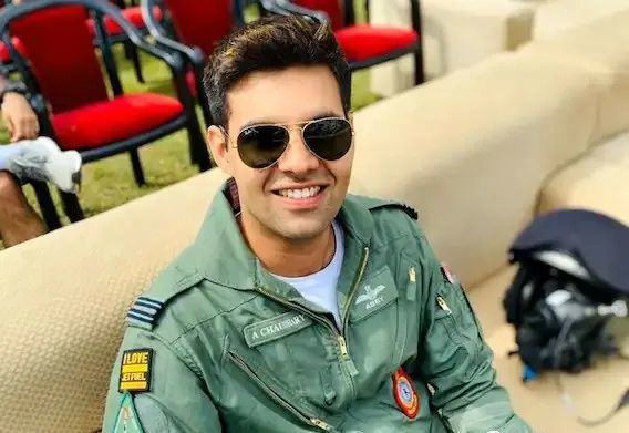 年末凑个整!印度空军平安夜坠机,还是一架米格21_腾讯新闻