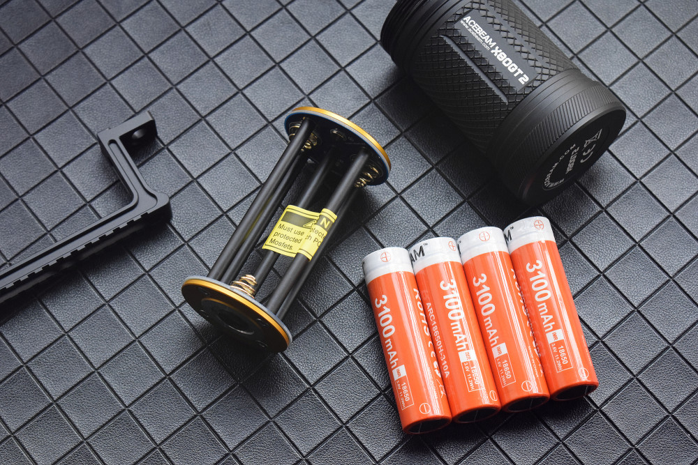 性能小钢炮大小正相宜acebeamx80gt2手电体验