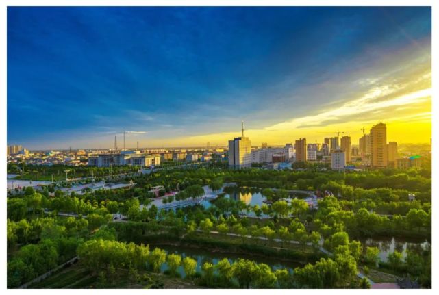 威縣人民廣場園林城市水天一色夜色闌珊看夕陽濱河公園放飛希望金水河