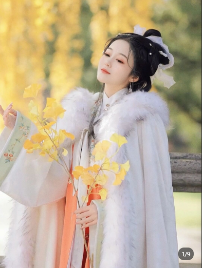 干净清透明媚就像午后的阳光古风美女素材8连