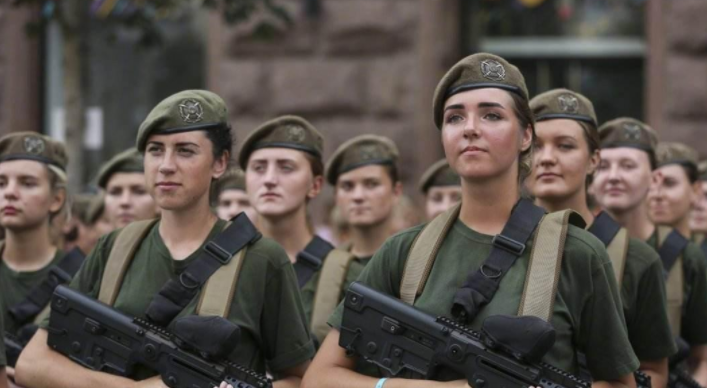 南京路的英语作文四年级女性武器事发俄罗斯传染人理拼命入境