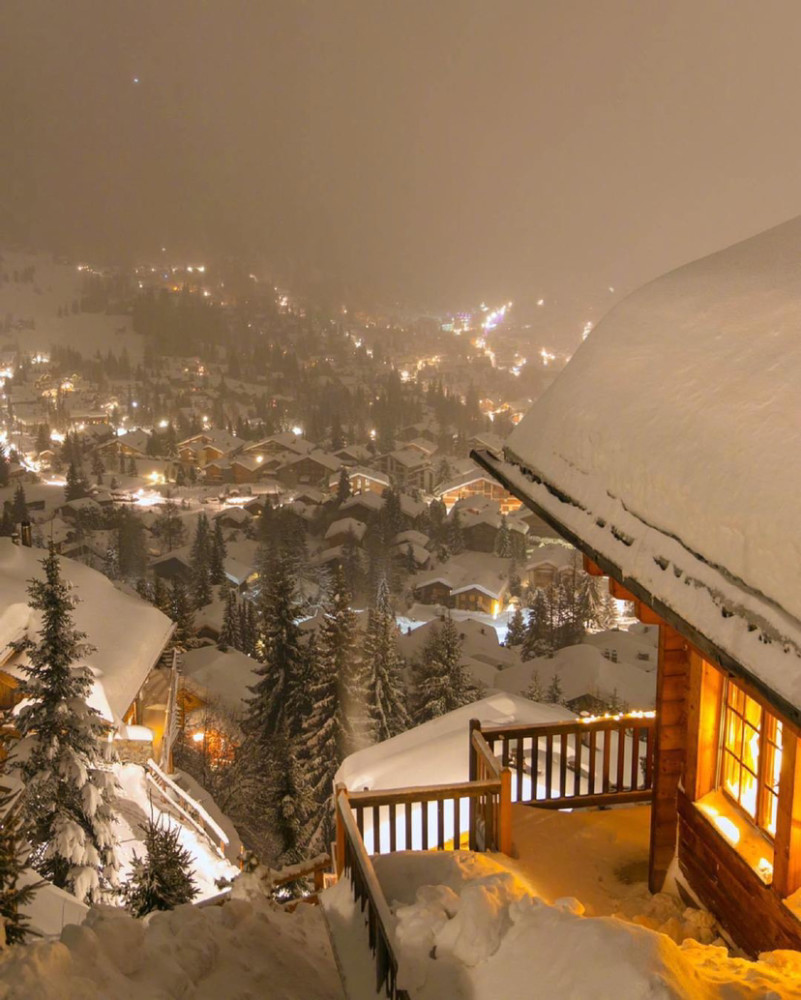 壁纸关于雪景夜晚