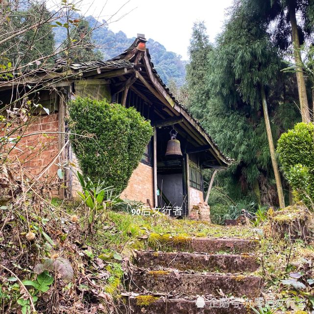 徒步成都大邑终南山,山高路远无人烟,只有一座荒废无人的道观_腾讯