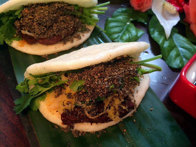 字音常被读错的台湾特色小吃刈包鲜甜多汁味道好极了