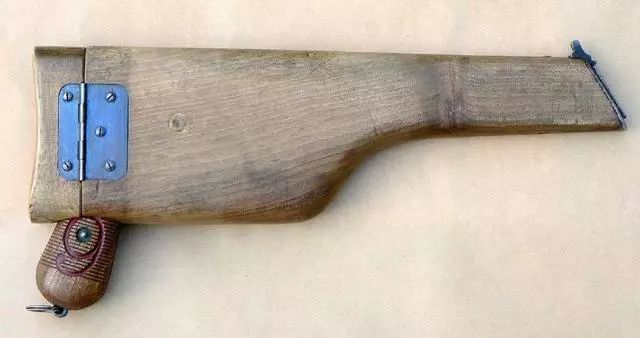 这把手枪曾在中国广泛流传 有的人还能双手持枪|驳壳枪|毛瑟c96手枪