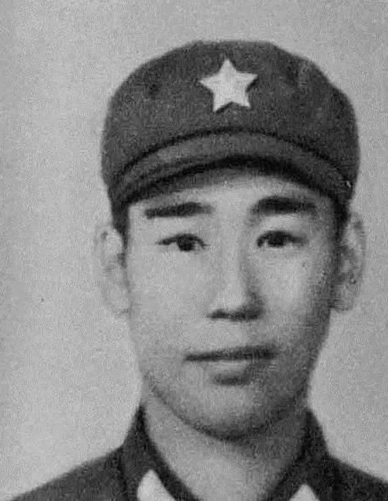 战斗英雄姜利民:为帮部队打开道路,炸毁三个越军堡垒,壮烈牺牲