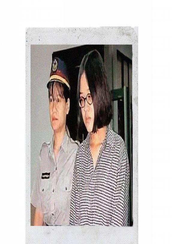 说是爱情,其实只是洪晓慧的一厢情愿而已.